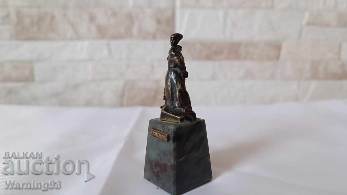 Delivery of Old Russian Bronze Sculpture - EAGLET - bronze and granite Delivery of Old Russian Bronze Sculpture - EAGLET - bronze and granite