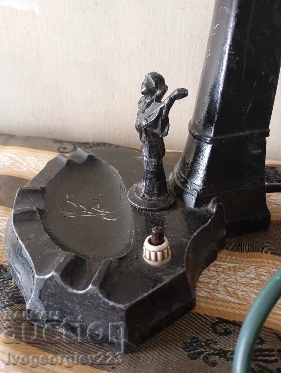 Old Art Deco Lamp with price 80.00 BGN | € 40.90 Old Art Deco Lamp with price 80.00 BGN | € 40.90