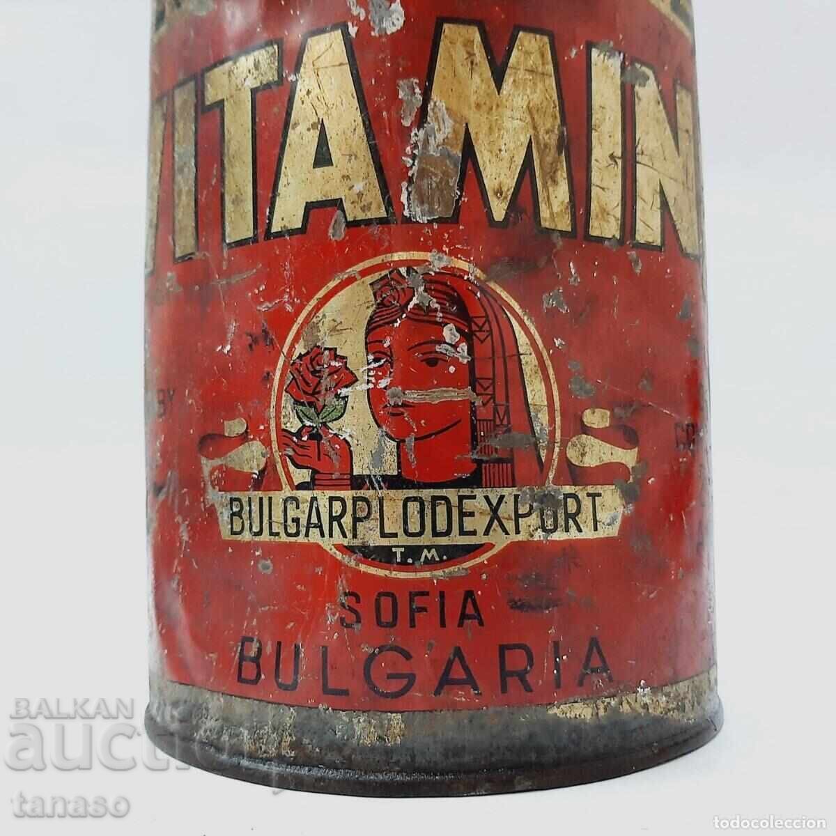 Παράδοση Μεγάλο παλιό τενεκεδένιο κουτί από πουρέ ντομάτας (13.1)