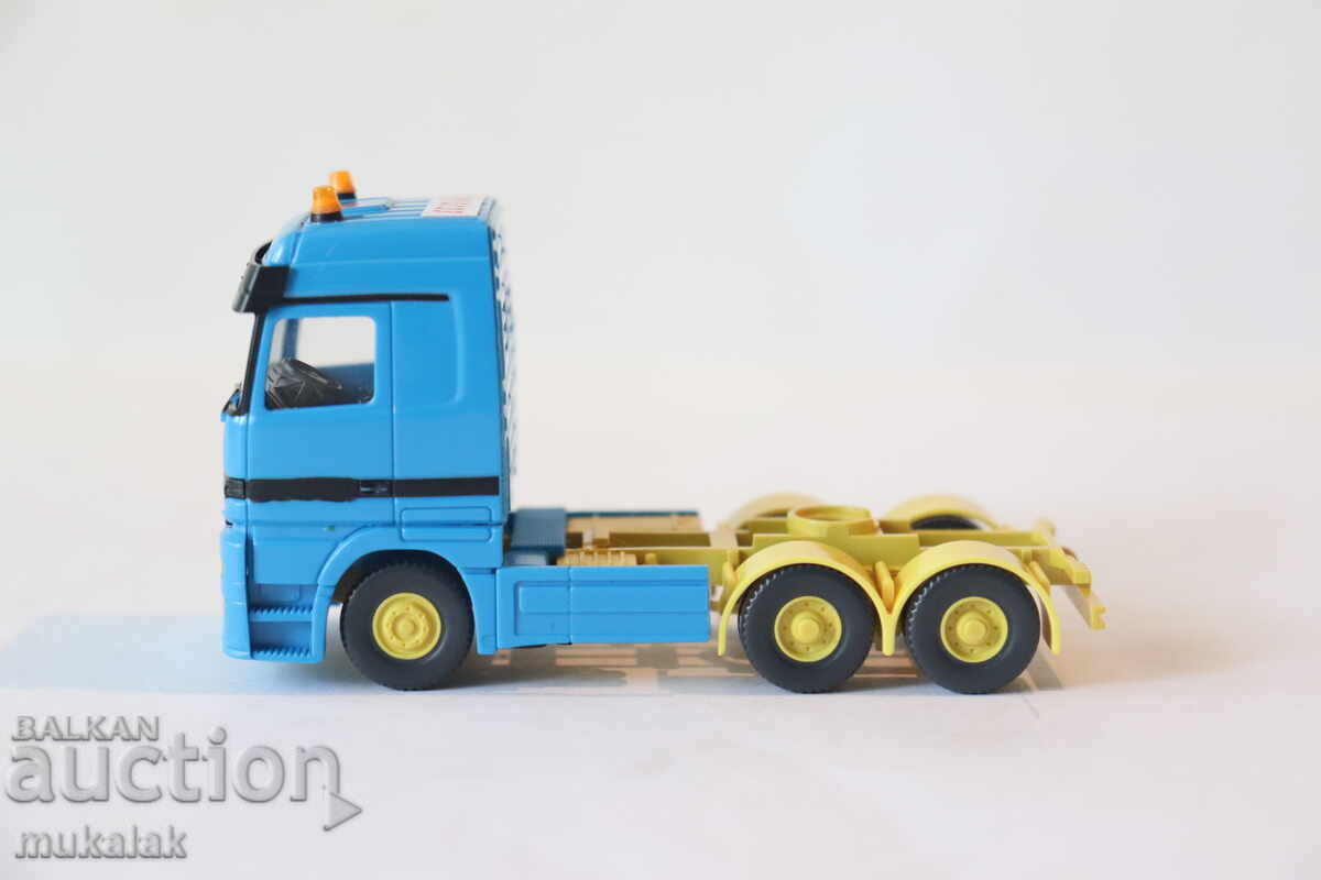 WIKING H0 1/87 MERCEDES ACTROS ВЛЕКАЧ КАМИОН МОДЕЛ КОЛИЧКА с цена 15.00 лв. | € 7.67 WIKING H0 1/87 MERCEDES ACTROS ВЛЕКАЧ КАМИОН МОДЕЛ КОЛИЧКА с цена 15.00 лв. | € 7.67