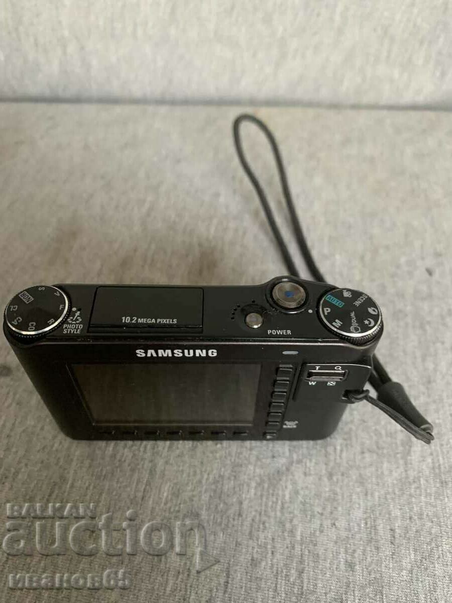 Auction Samsung NV24 HD camera Auction Samsung NV24 HD camera