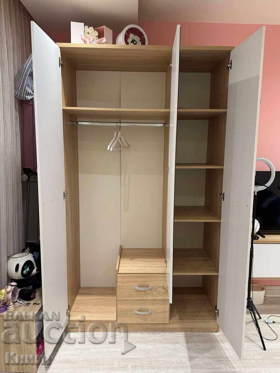 Children's room furniture with price 1100.00 BGN | € 562.42 Children's room furniture with price 1100.00 BGN | € 562.42