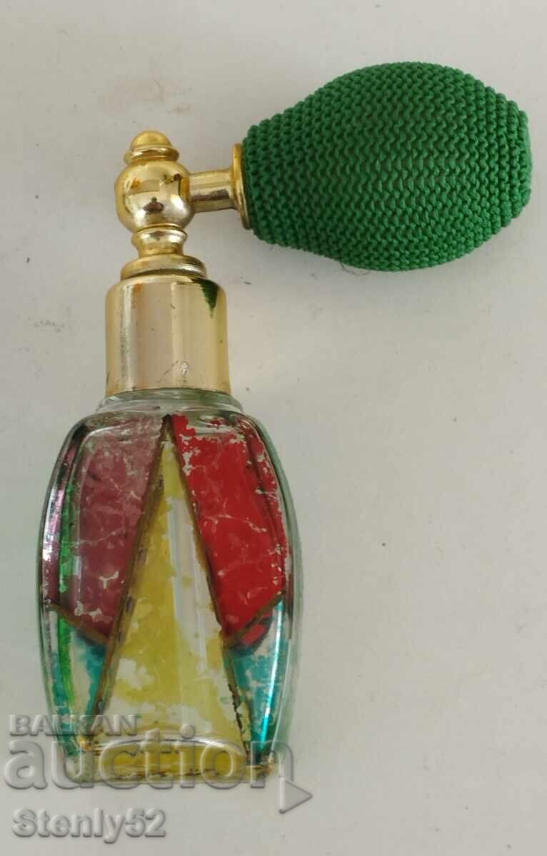 Ρετρό μπουκάλι αρώματος με λαστιχένια αντλία με τιμή 35.00 BGN | € 17.90 Ρετρό μπουκάλι αρώματος με λαστιχένια αντλία με τιμή 35.00 BGN | € 17.90