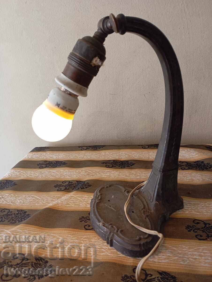 Livrarea Lampă veche art deco