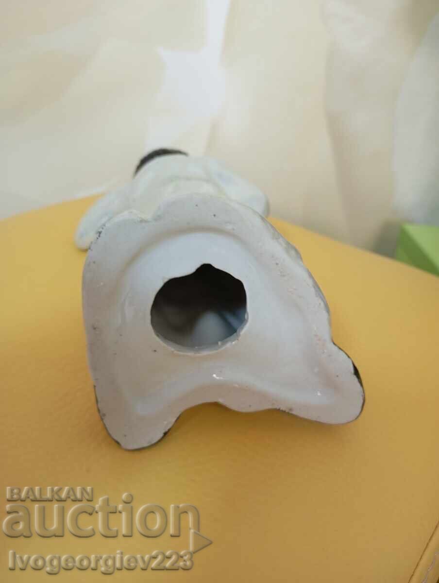 Delivery of Porcelain clown figurine