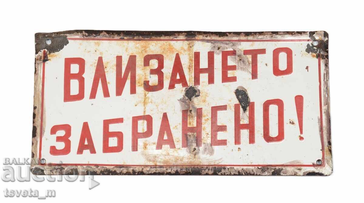 Vintage enamel sign, original social (era) Vintage enamel sign, original social (era)