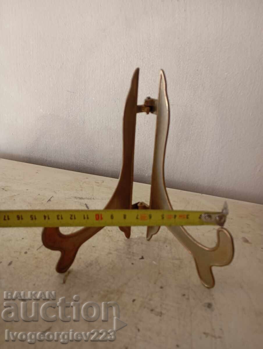 Аукцион Поставка за чиния,снимка