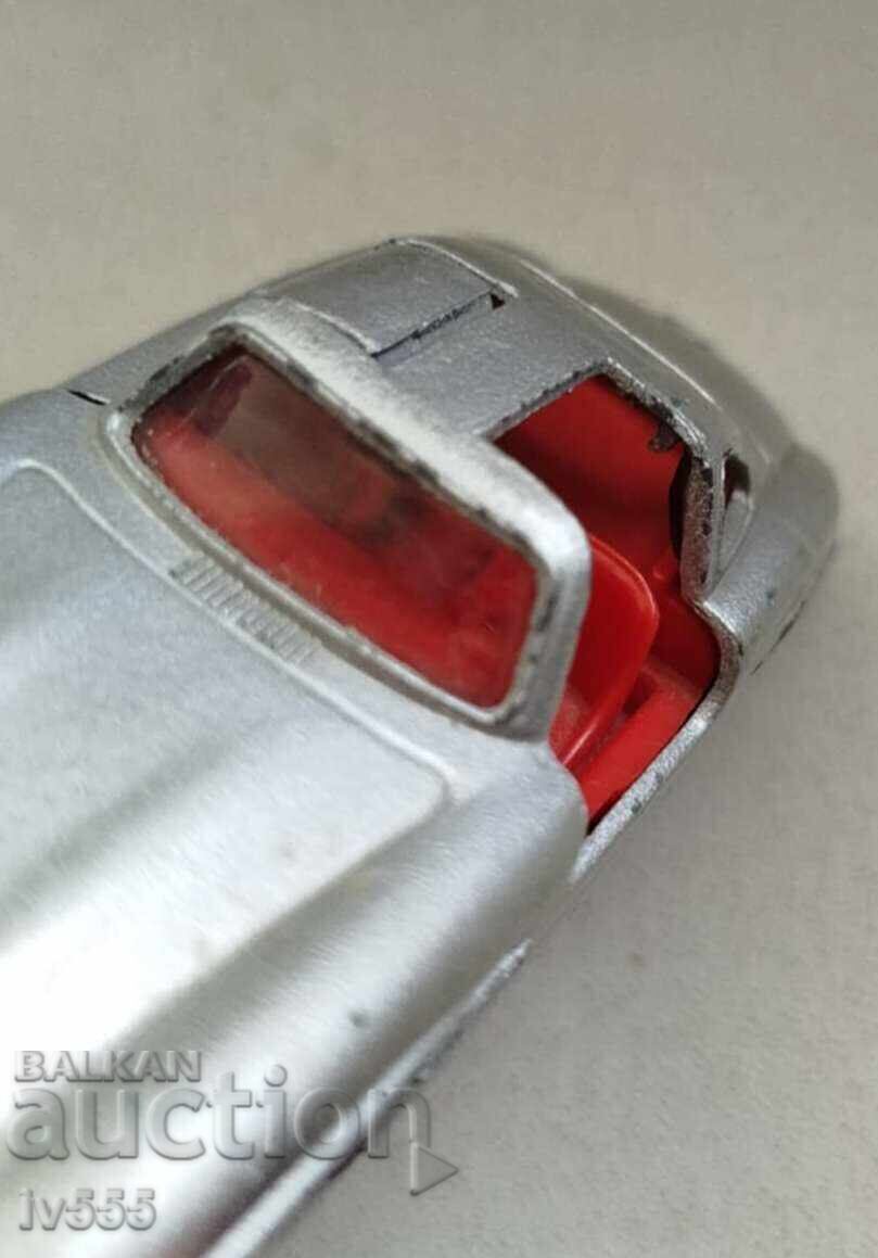 CĂRUCIOR METALIC VECHI GERMAN - MERCEDES BENZ 300/SIKU - 6