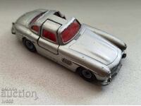 CĂRUCIOR METALIC VECHI GERMAN - MERCEDES BENZ 300/SIKU