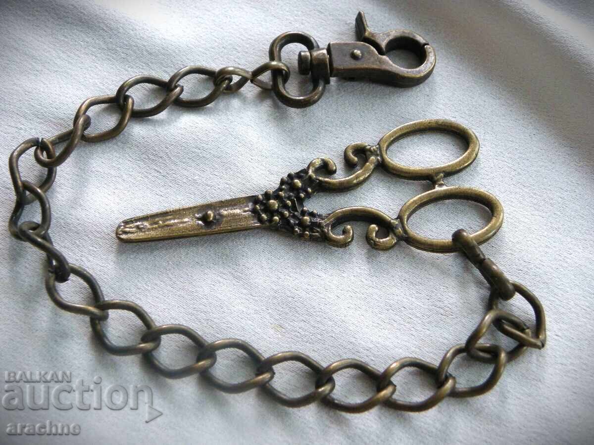 Lanț - talisman profesional cu preț 25.00 BGN | € 12.78