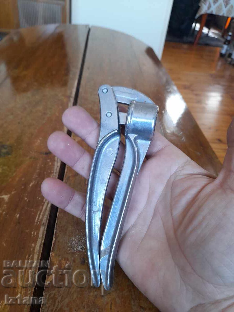 Livrarea Presă veche de usturoi din aluminiu Livrarea Presă veche de usturoi din aluminiu