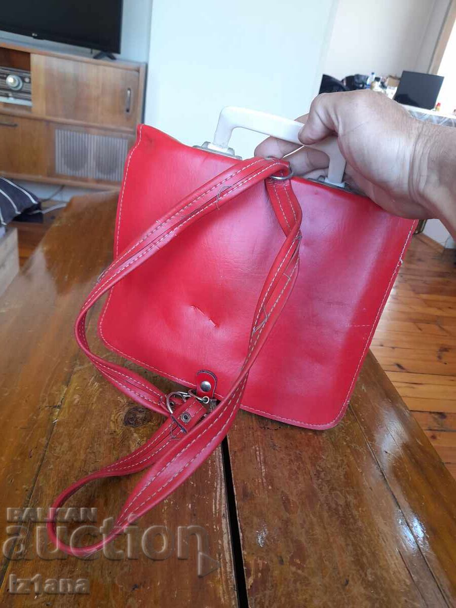 Auction  Old school bag