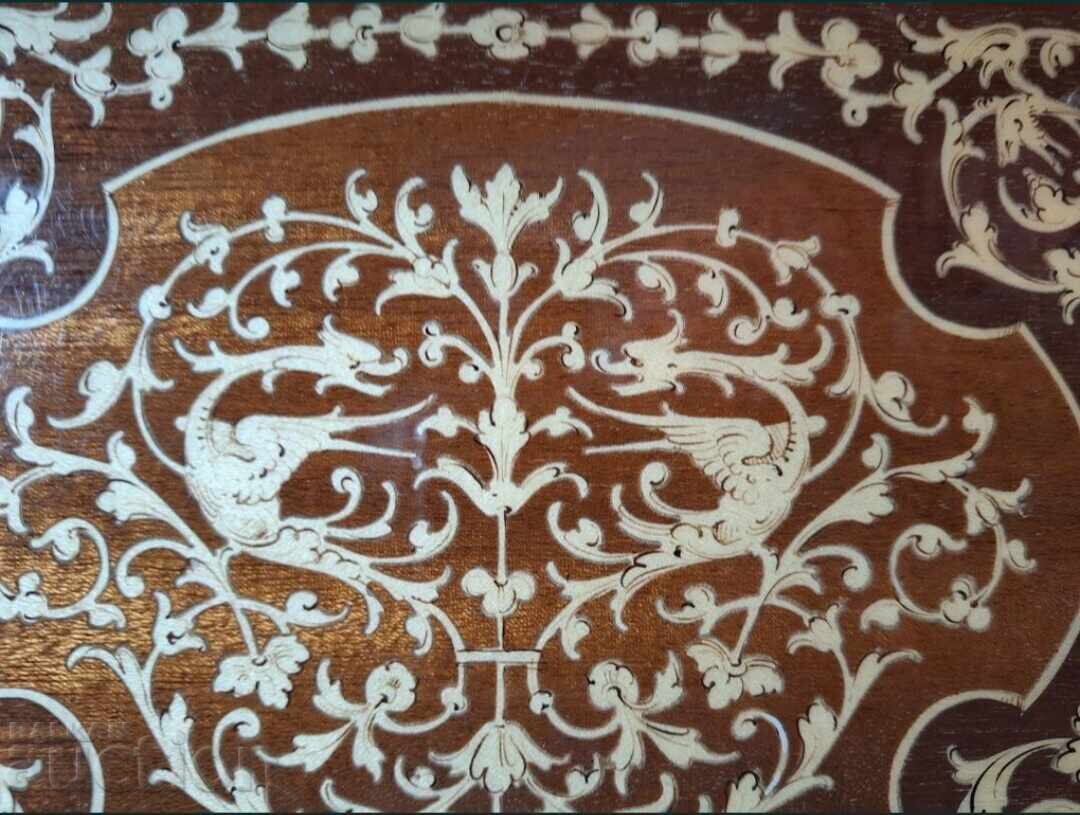 Auction  Old wooden varnished box