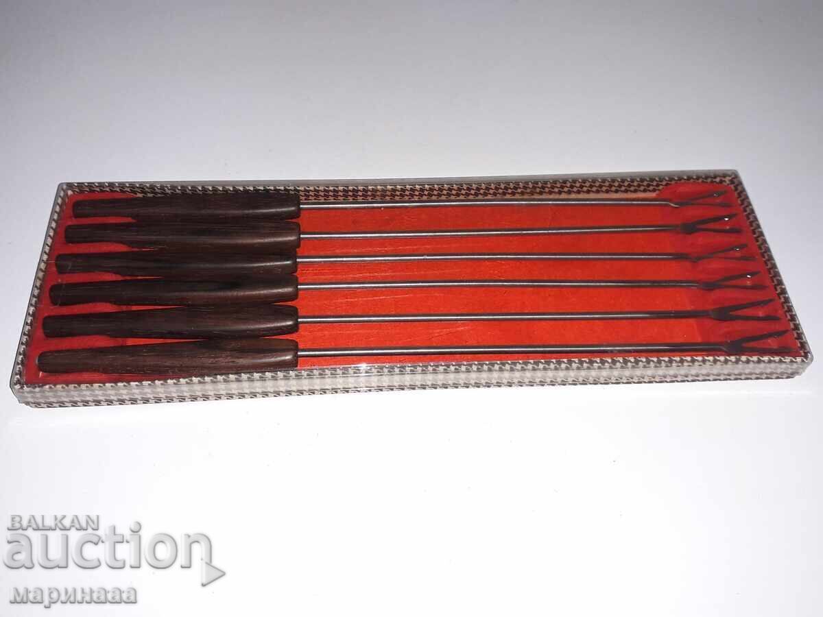 Δημοπρασία ΣΕΤ ΠΙΡΟΥΝΙΑ