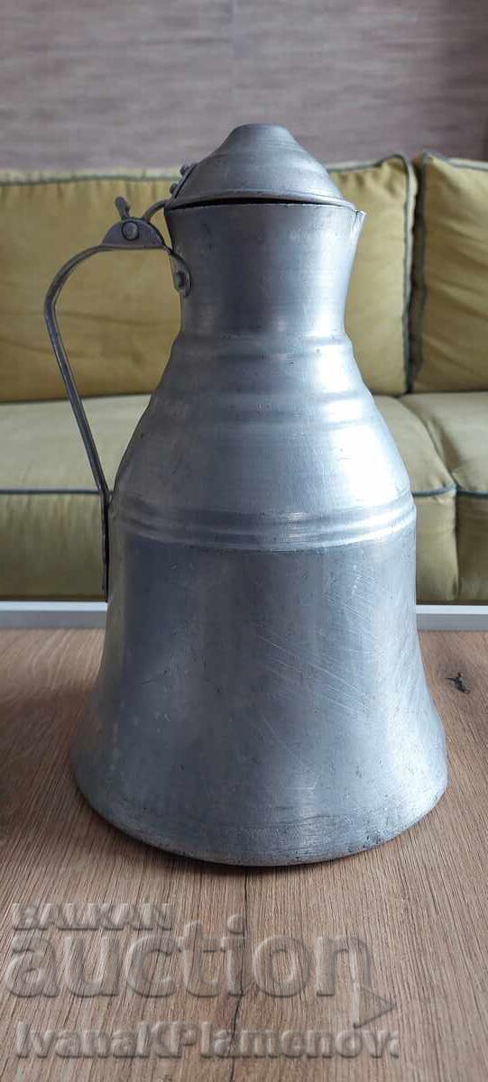 Auction  Soviet-era aluminum liquid container