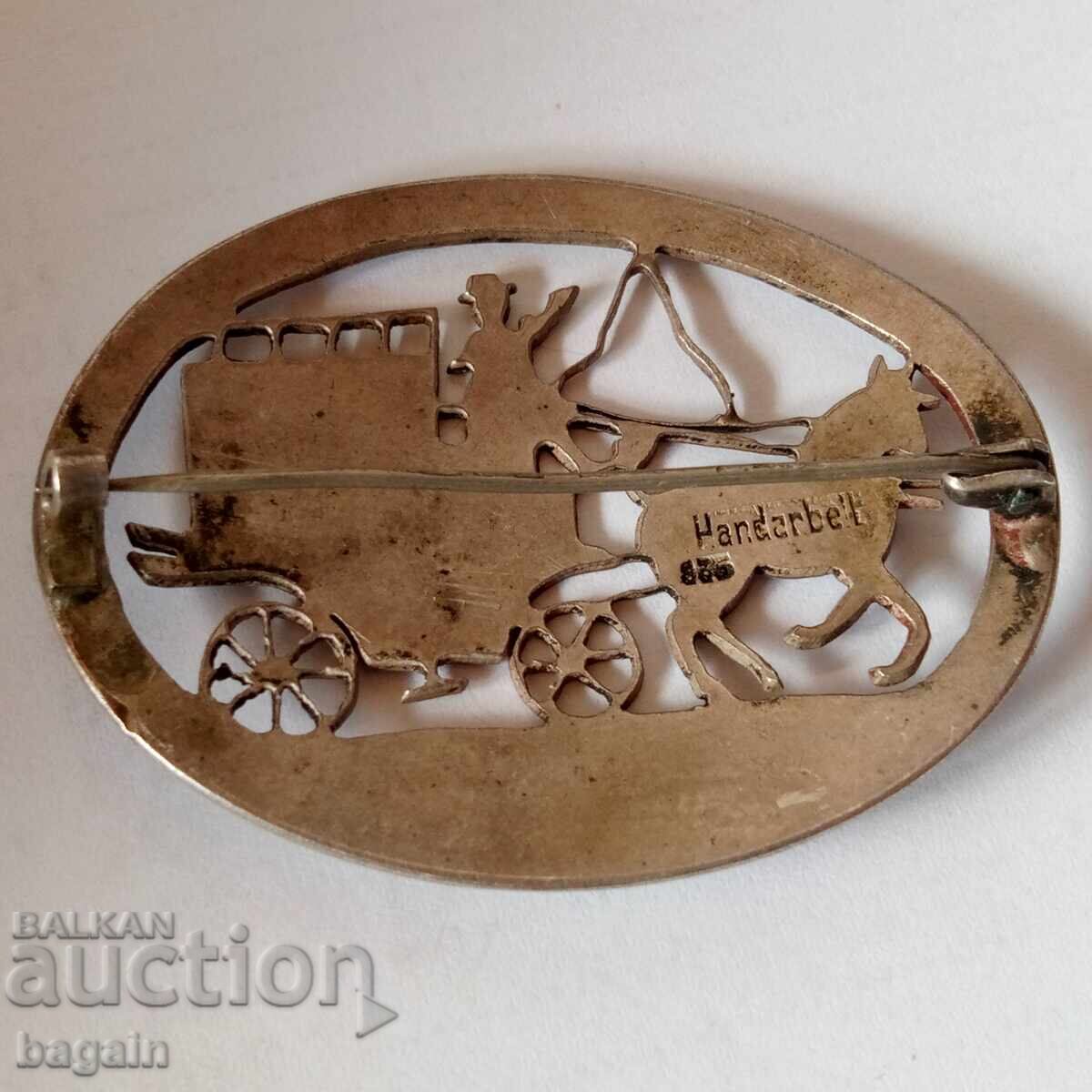 Уникална сребърна брошка. с цена 100.00 лв. | € 51.13