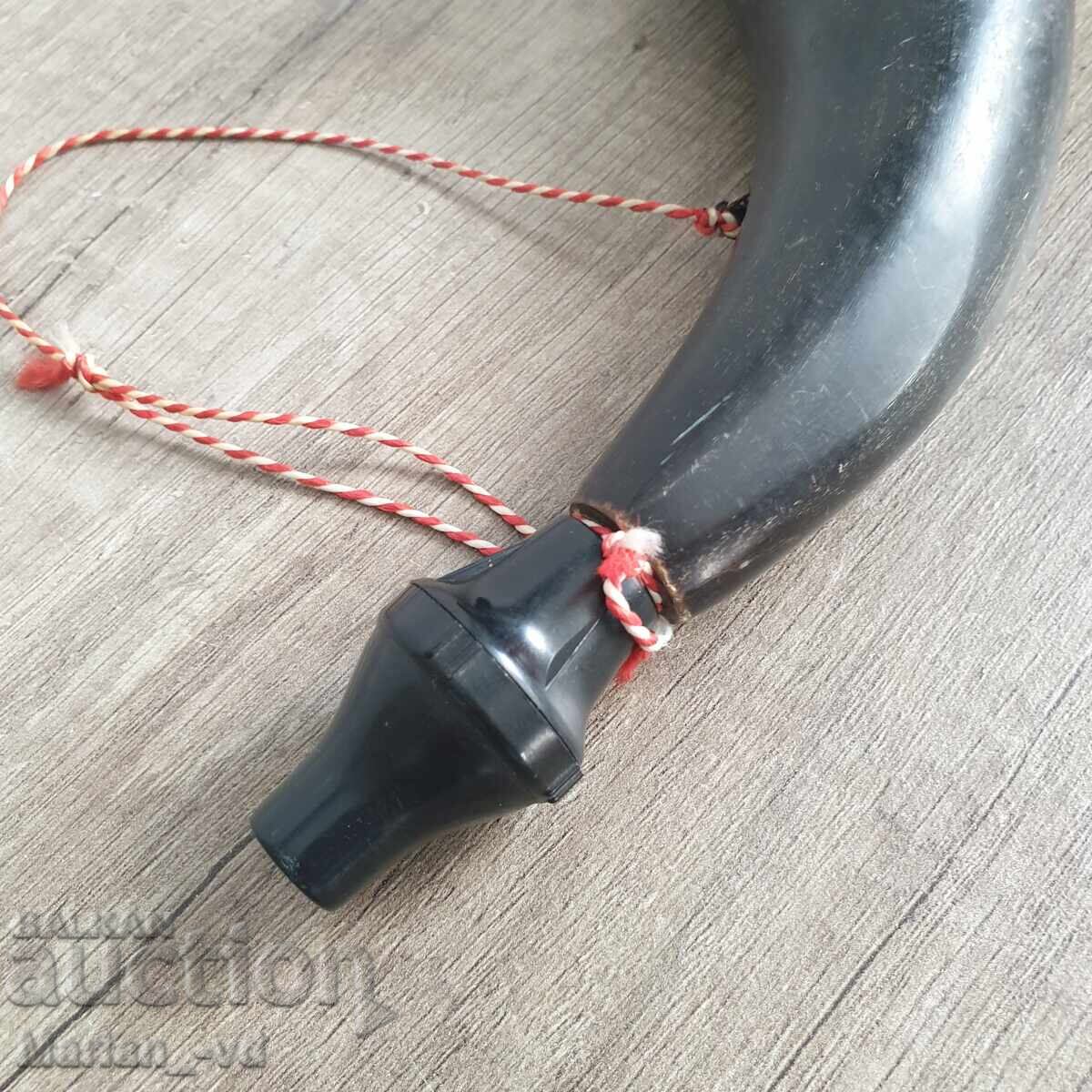 Hunting horn whistle with price 45.00 BGN | € 23.01