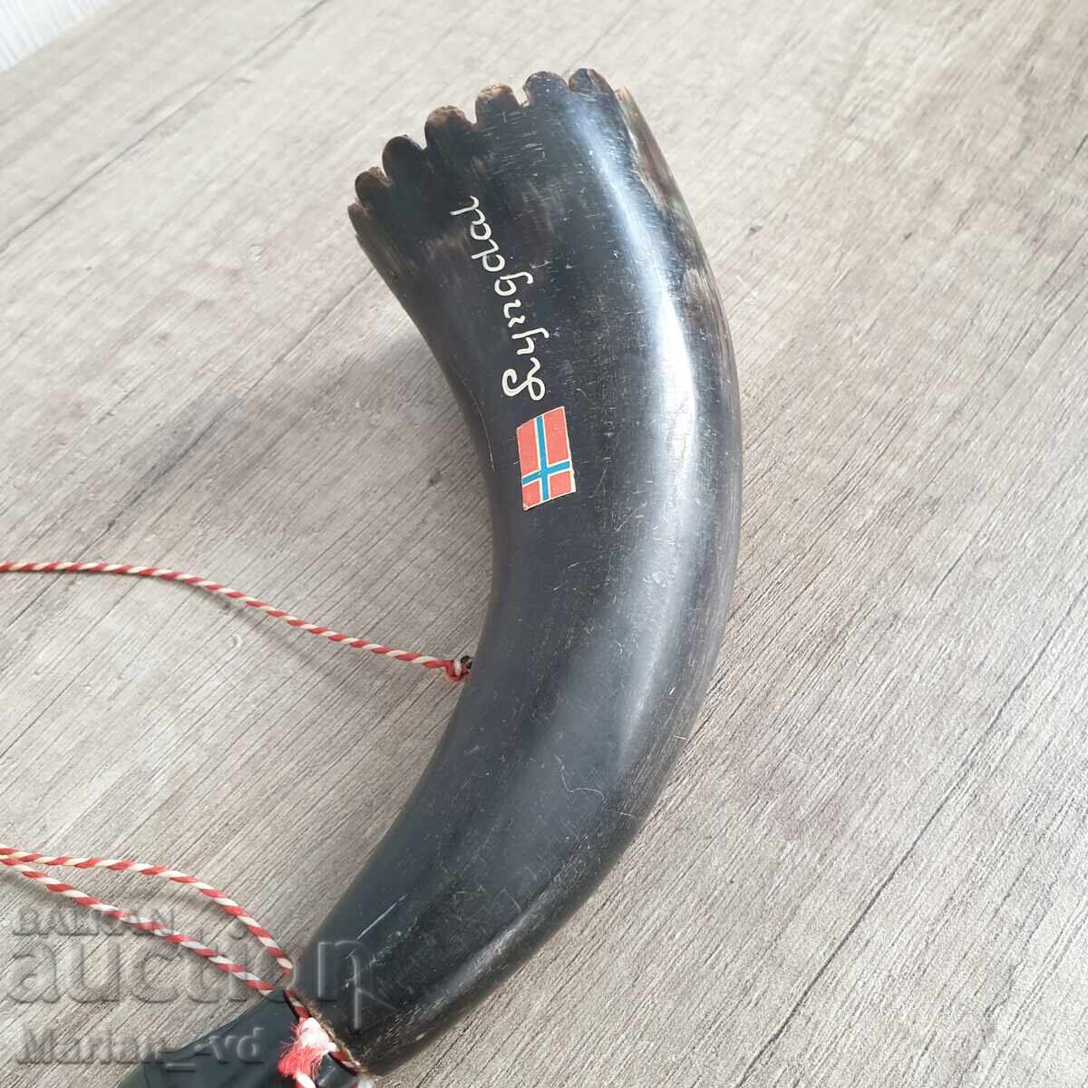 Auction  Hunting horn whistle