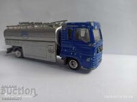 Jucărie veche camion MAN camion