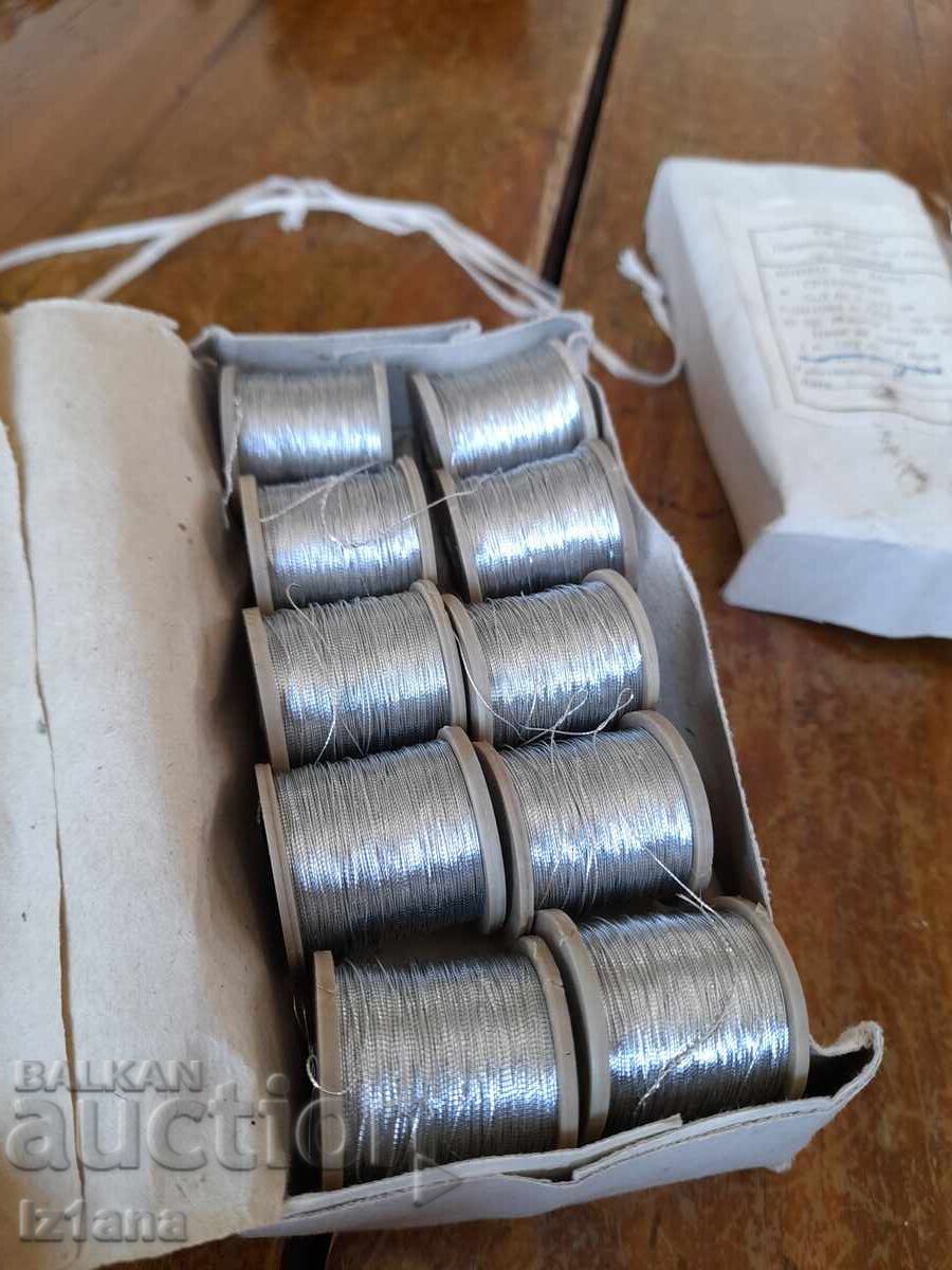 Licitație Ață veche de la Silver Lame