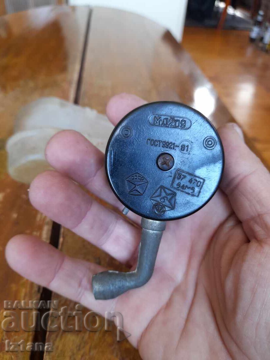 Livrarea Manometru vechi pentru anvelope MD 209