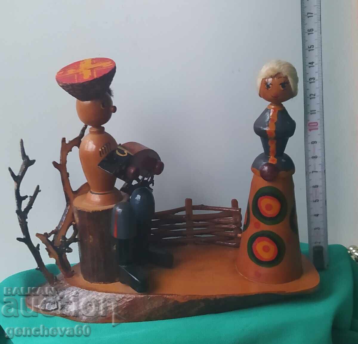 Russian Wooden Rare Souvenir "Musicians" - 5