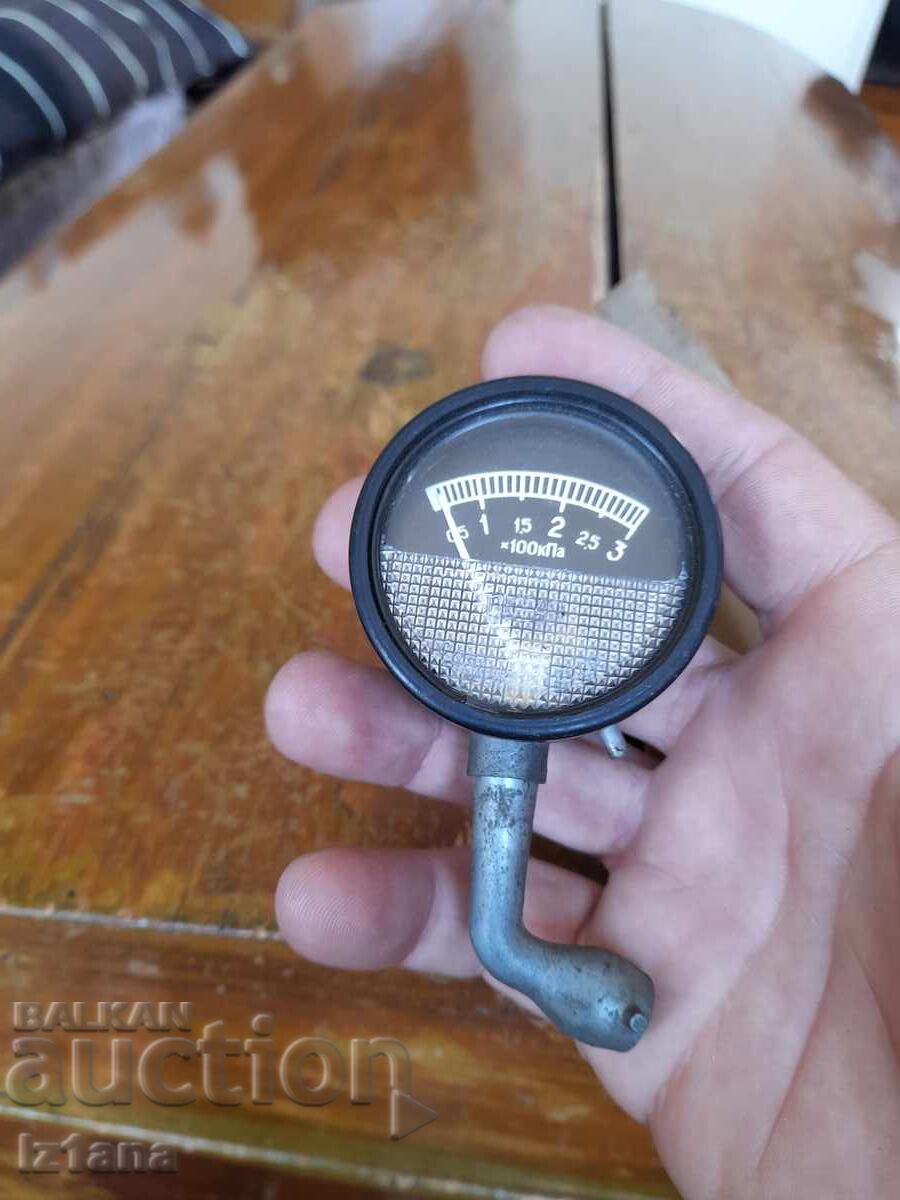 Δημοπρασία Παλαιό μανόμετρο ελαστικών MD 214