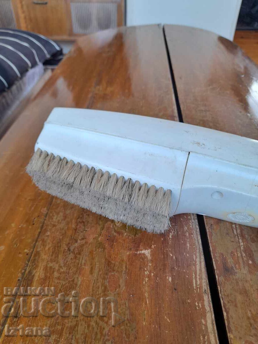 Стара прахосмукачка Ветерок-3 с цена 32.00 лв. | € 16.36 Стара прахосмукачка Ветерок-3 с цена 32.00 лв. | € 16.36