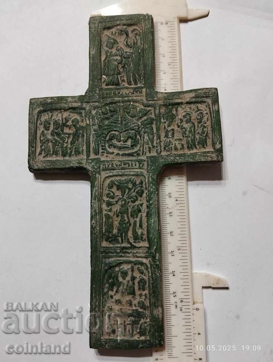 Аукцион АНТИЧЕН БРОНЗОВ КРЪСТ -РЕПЛИКА РЕПРОДУКЦИЯ