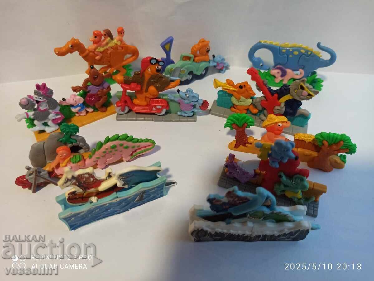 Old toys lot 3 from Kinder Surprise chocolate eggs, 11 pieces