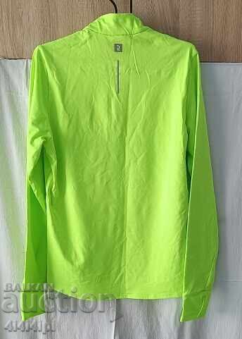 Haine pentru femei sport cu preț € 8.00 | 15.65 BGN