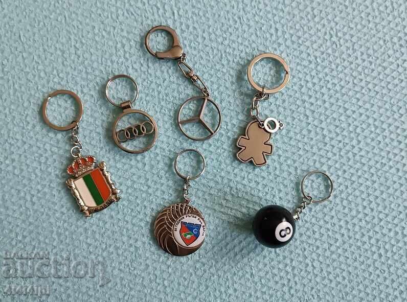 Συλλογή από μπρελόκ με τιμή € 5.00 | 9.78 BGN