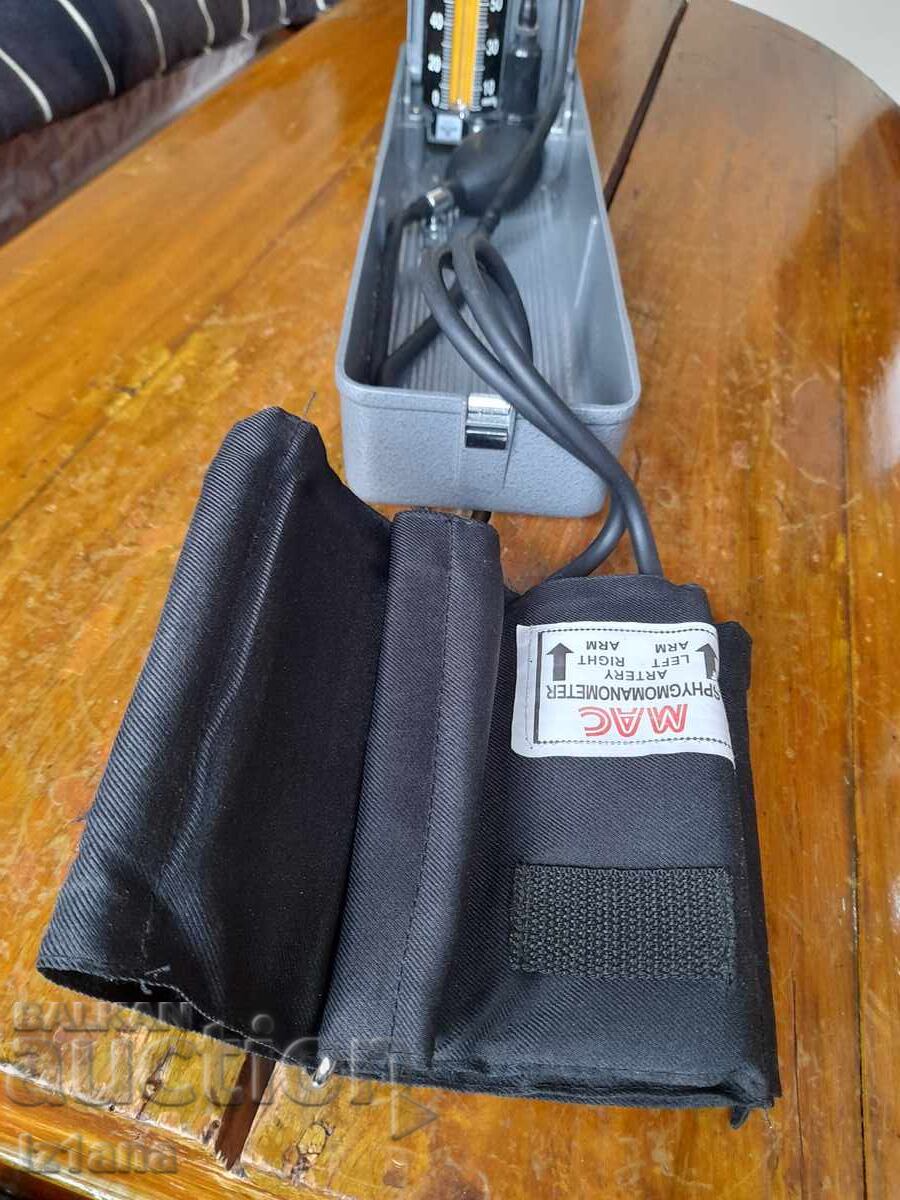 Παλαιό μηχάνημα μέτρησης αρτηριακής πίεσης MAC - 5