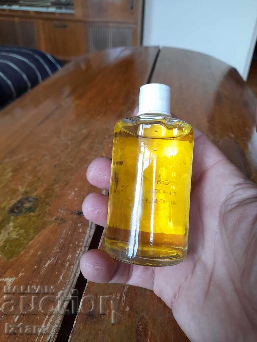 Licitație Apă de colonie veche Pika Licitație Apă de colonie veche Pika