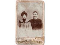 FOTOGRAFIE VECHE CARTON CUPLU FAMILIAL COLȚ INFERIOR DEFECT D979
