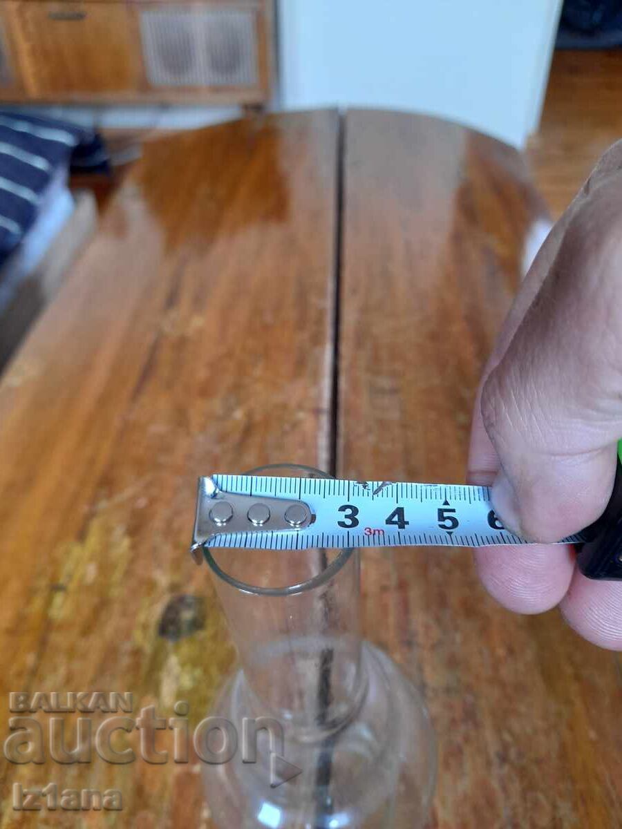 Auction  Old glass for gas lamp, lantern