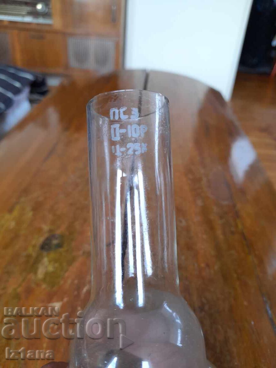 Delivery of Old glass for gas lamp, lantern