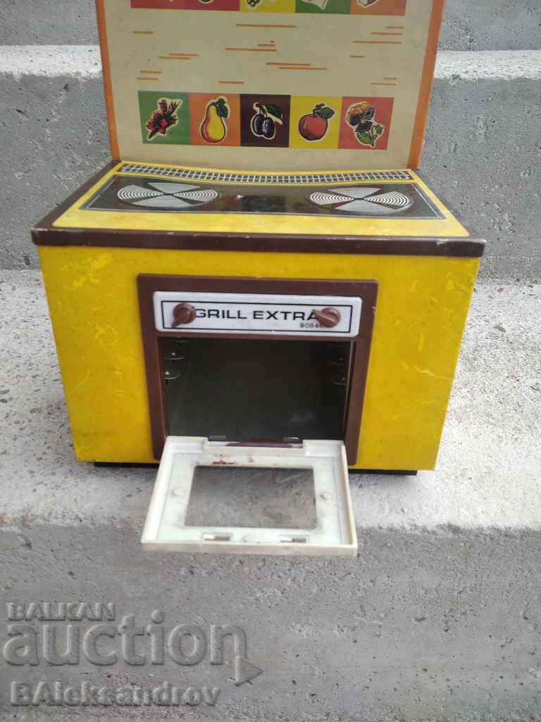 Aragaz de bucătărie de jucărie din tablă cu preț € 6.50 | 12.71 BGN