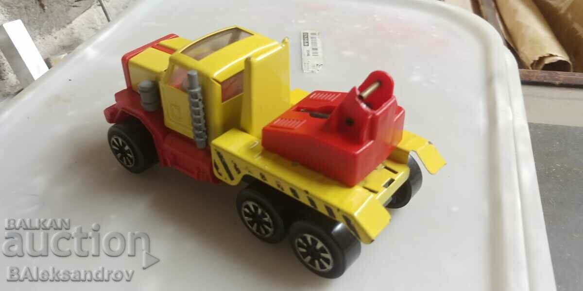 Delivery of Soc bg. metal truck