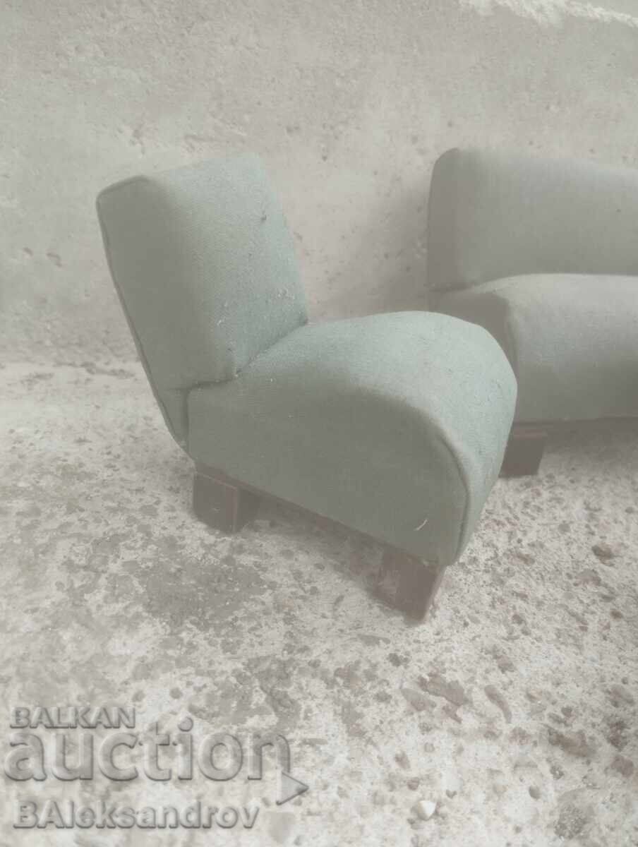 Mobilier vechi pentru păpuși cu preț € 21.00 | 41.07 BGN