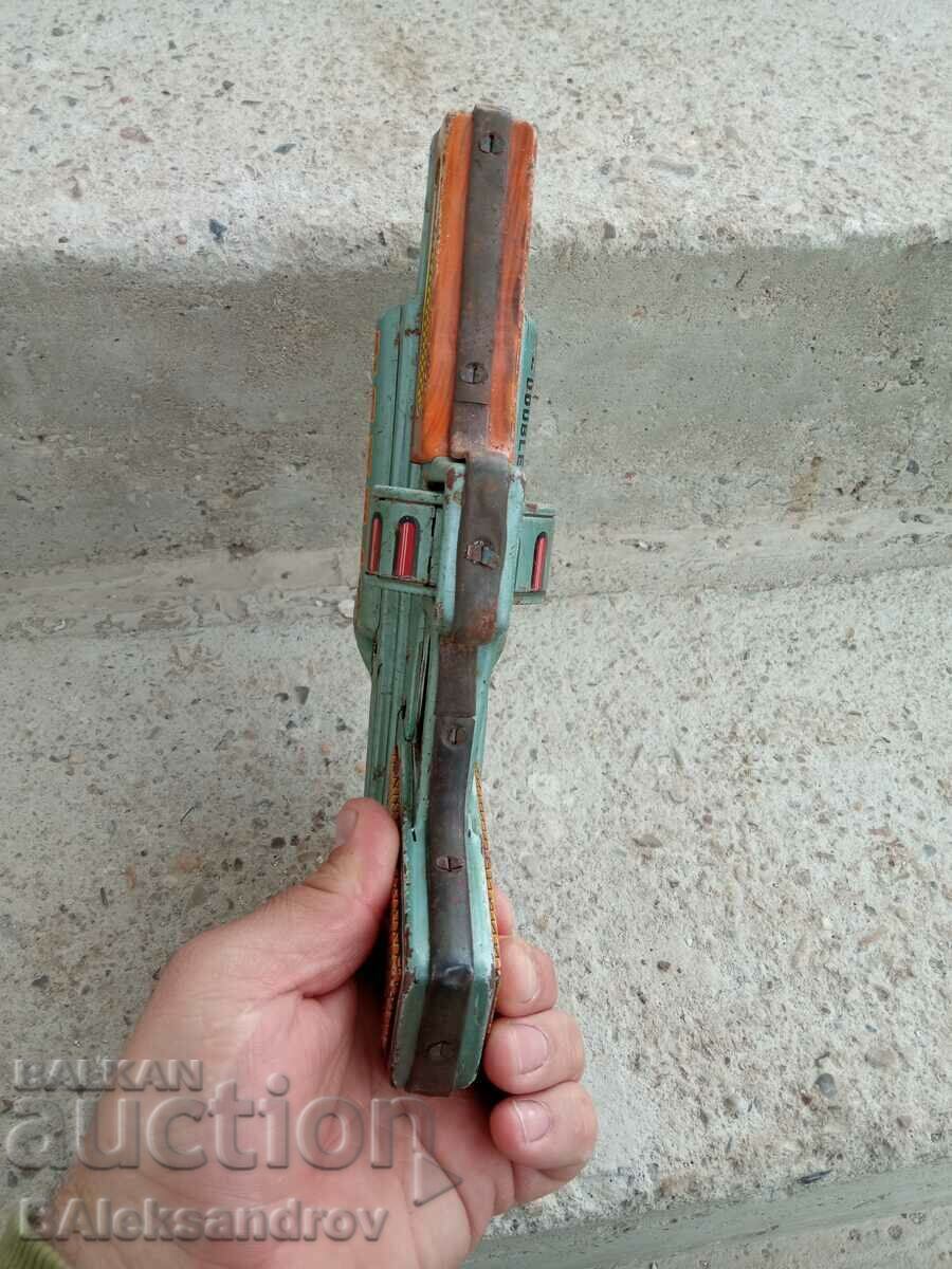 Pistol vechi mecanic de tablă - 5