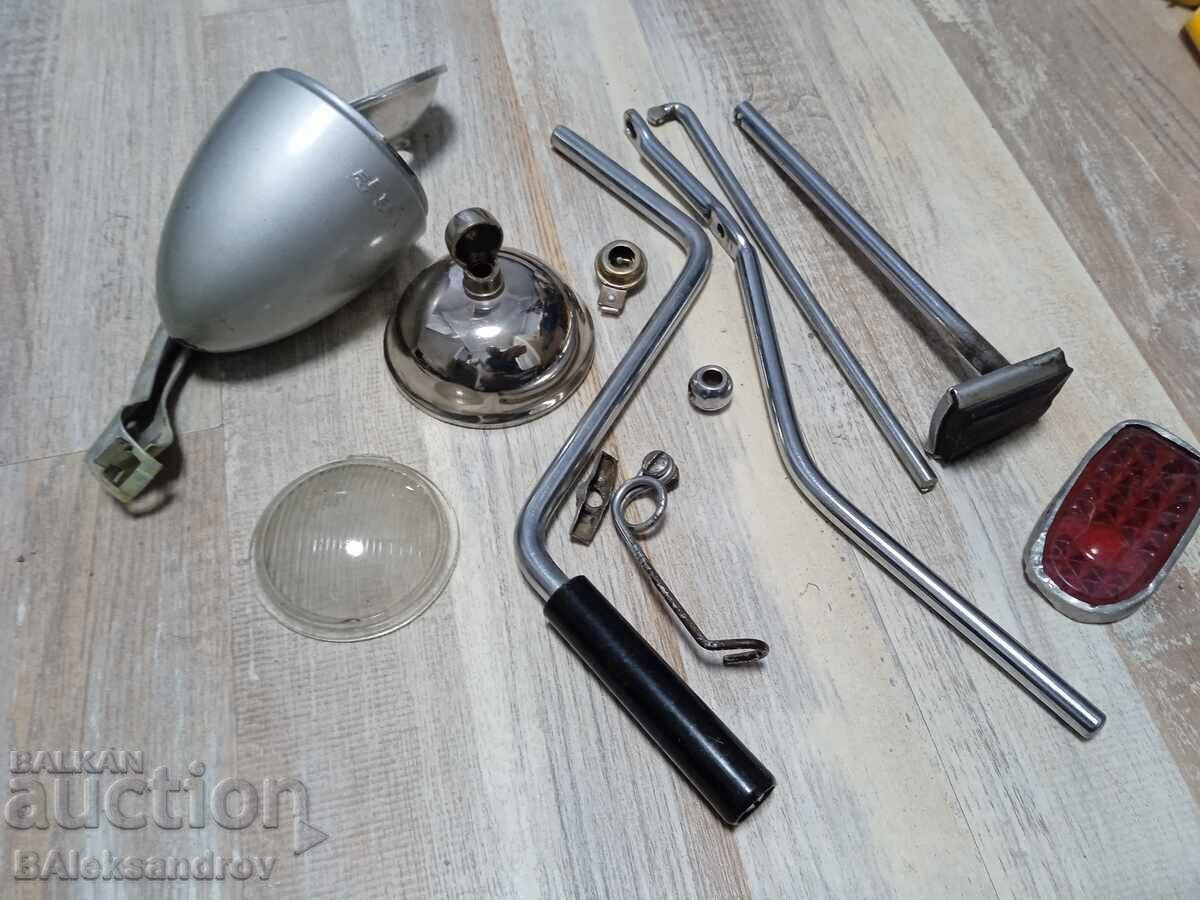 Доставка на Лот части за стар велосипед Доставка на Лот части за стар велосипед