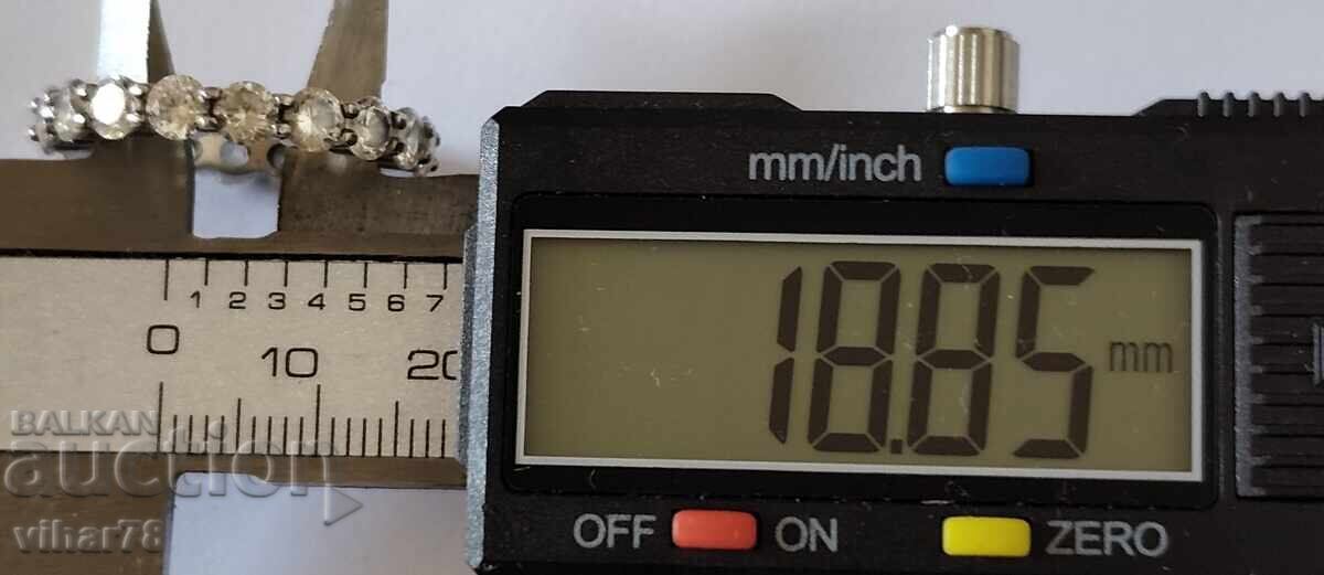 A silver ring - 5 A silver ring - 5