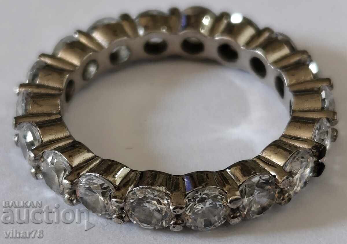 A silver ring - 6 A silver ring - 6