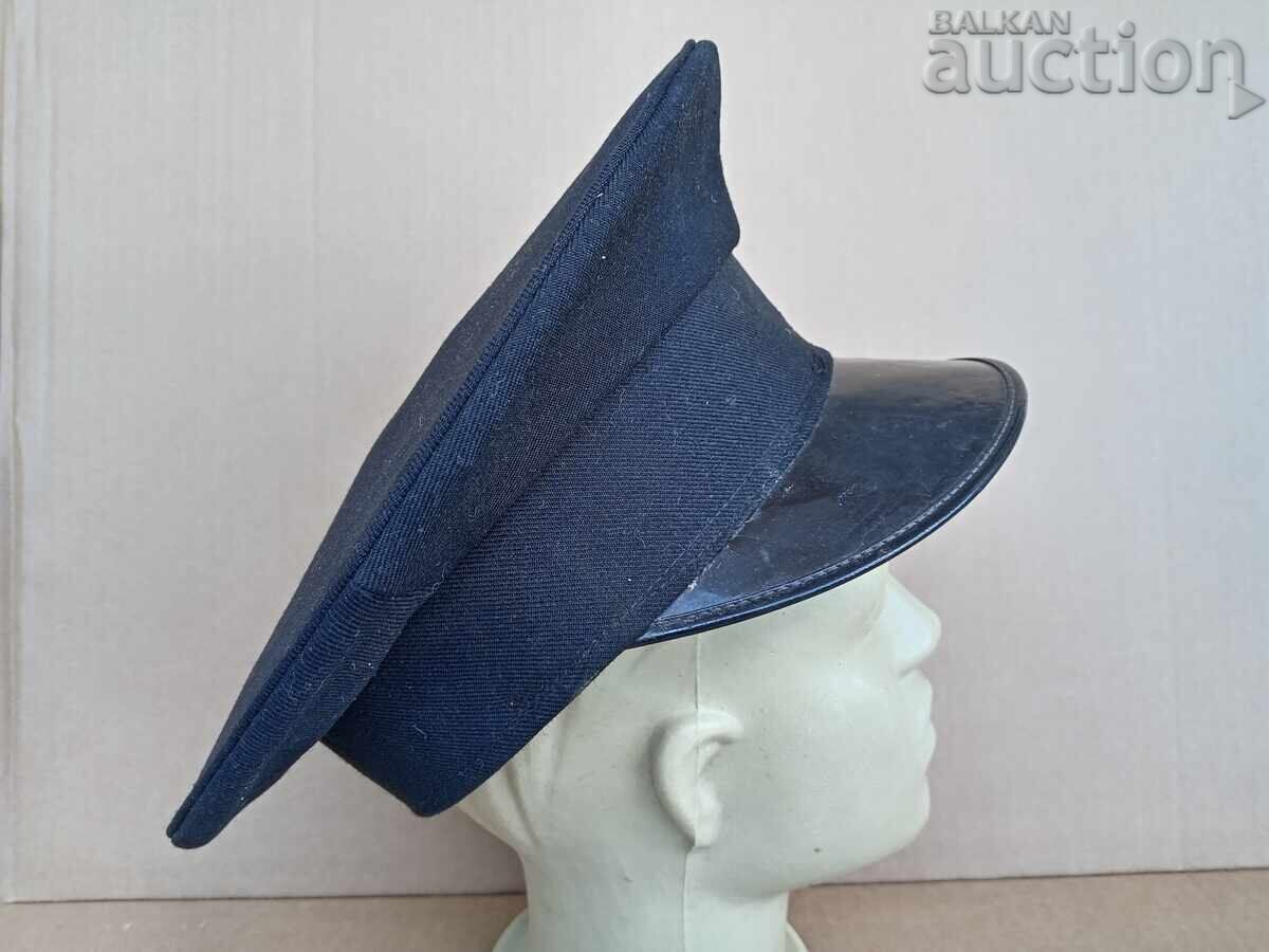 Παράδοση Παλιό καπέλο καπετάνιου (φουράζκα)