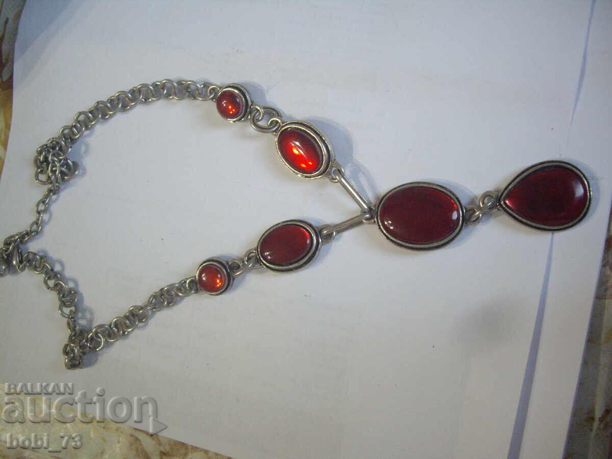 Colier vechi și interesant, frumos Colier vechi și interesant, frumos