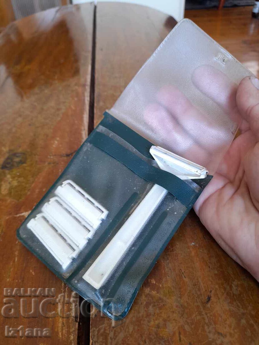 Παλιά ξυριστική μηχανή Pik με τιμή 22.00 BGN | € 11.25