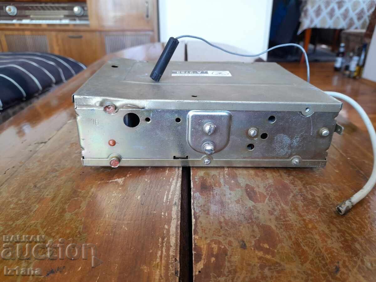 Παλιό Ραδιόφωνο Αυτοκινήτου Α-2753 - 5