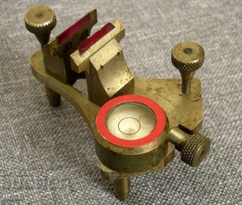 Ελβετικό παλιό ορειχάλκινο εργαλείο ωρολογοποιίας έλεγχος ζυγοστάθμισης με τιμή 98.00 BGN | € 50.11