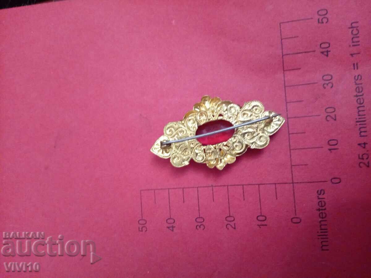 Antique brooch with stones with price € 15.34 | 30.00 BGN Antique brooch with stones with price € 15.34 | 30.00 BGN